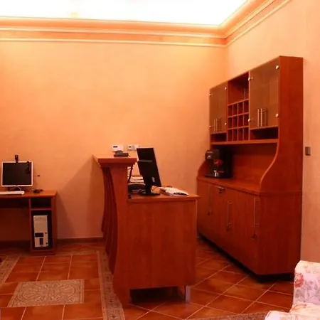 Zlaty Lev Отель 3*