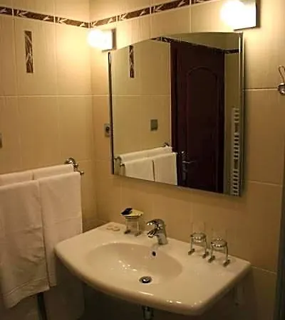 Zlaty Lev Hotel Louny