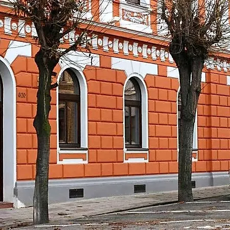 Zlaty Lev Hotel