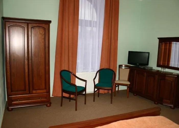 Zlaty Lev Hotel Louny